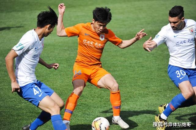 西甲赛程吃紧；辽宁本钢国际比赛日门线救险；引发热议；赛程密集仍需轮换(西甲比赛赛程时间)