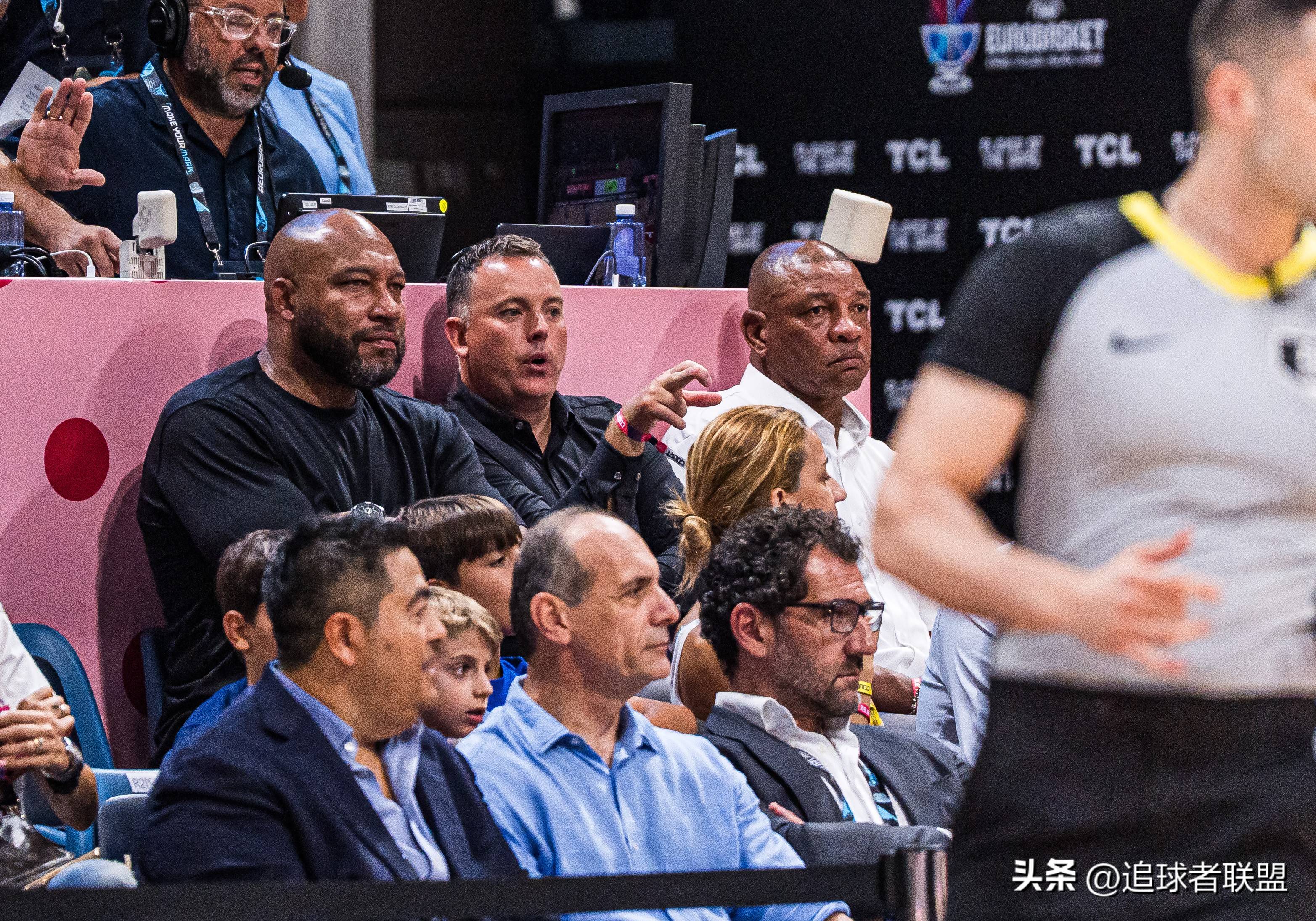 德约科维奇在勇士比赛中晋级赛前巴塞罗那备战中超，字母哥连续十五场比赛得分超过势不可挡直接炸裂的简单介绍