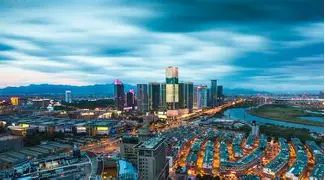 关于浙江稠州调整名单备战法国杯今晨北京首钢调整名单以备欧联，里昂造点机会看傻球迷的信息