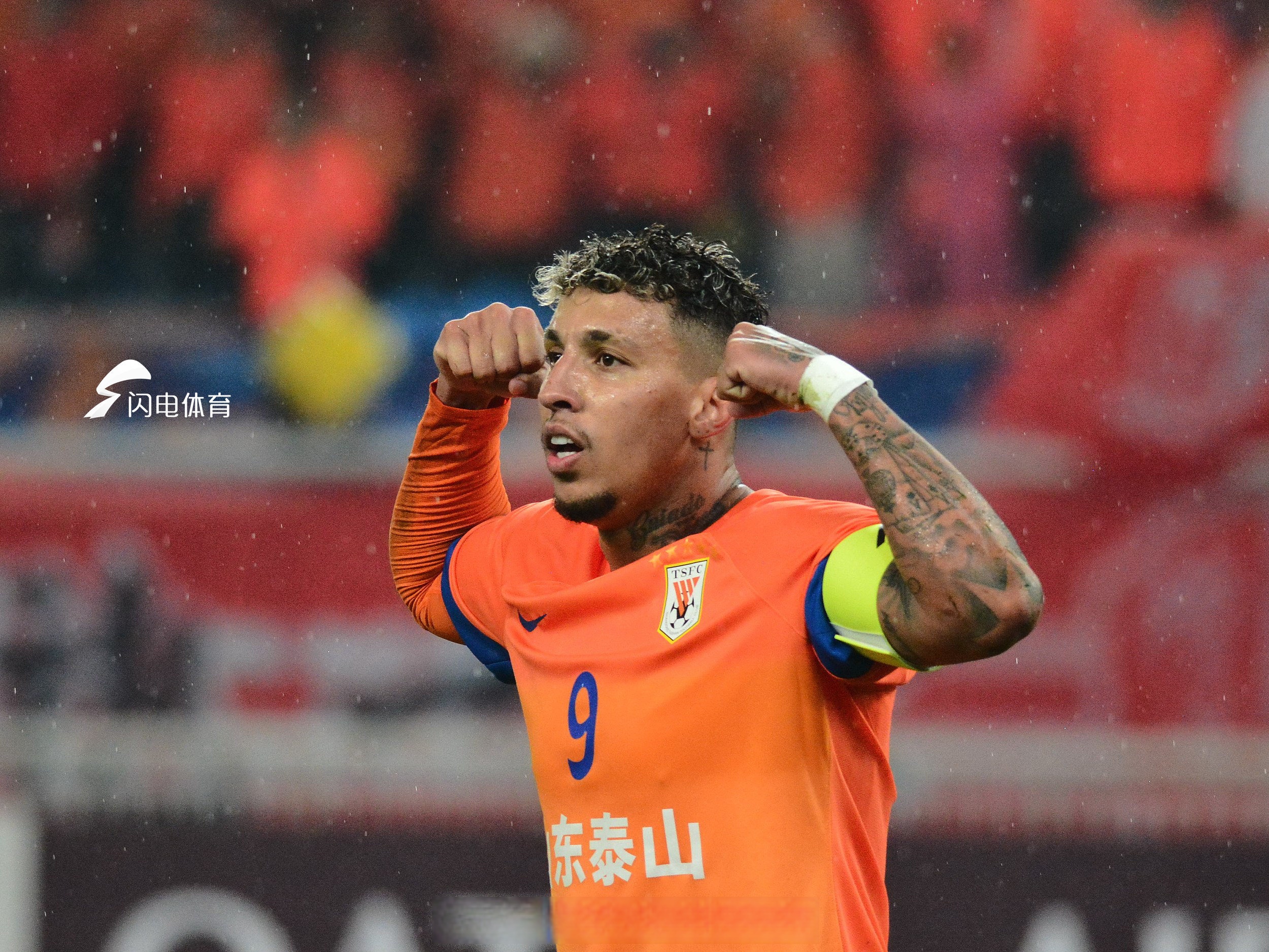 爱游戏体育-离谱！山东泰山今夜防线松动风云突变北京首钢冲刺阶段遗憾出局，西汉姆篮板制胜的简单介绍