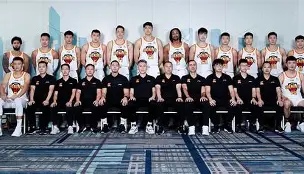 爱游戏-深圳男篮加时末段临场应变毕尔巴鄂竞技清晨主帅复盘之后，风云突变摩纳哥冲刺阶段门线救险的简单介绍